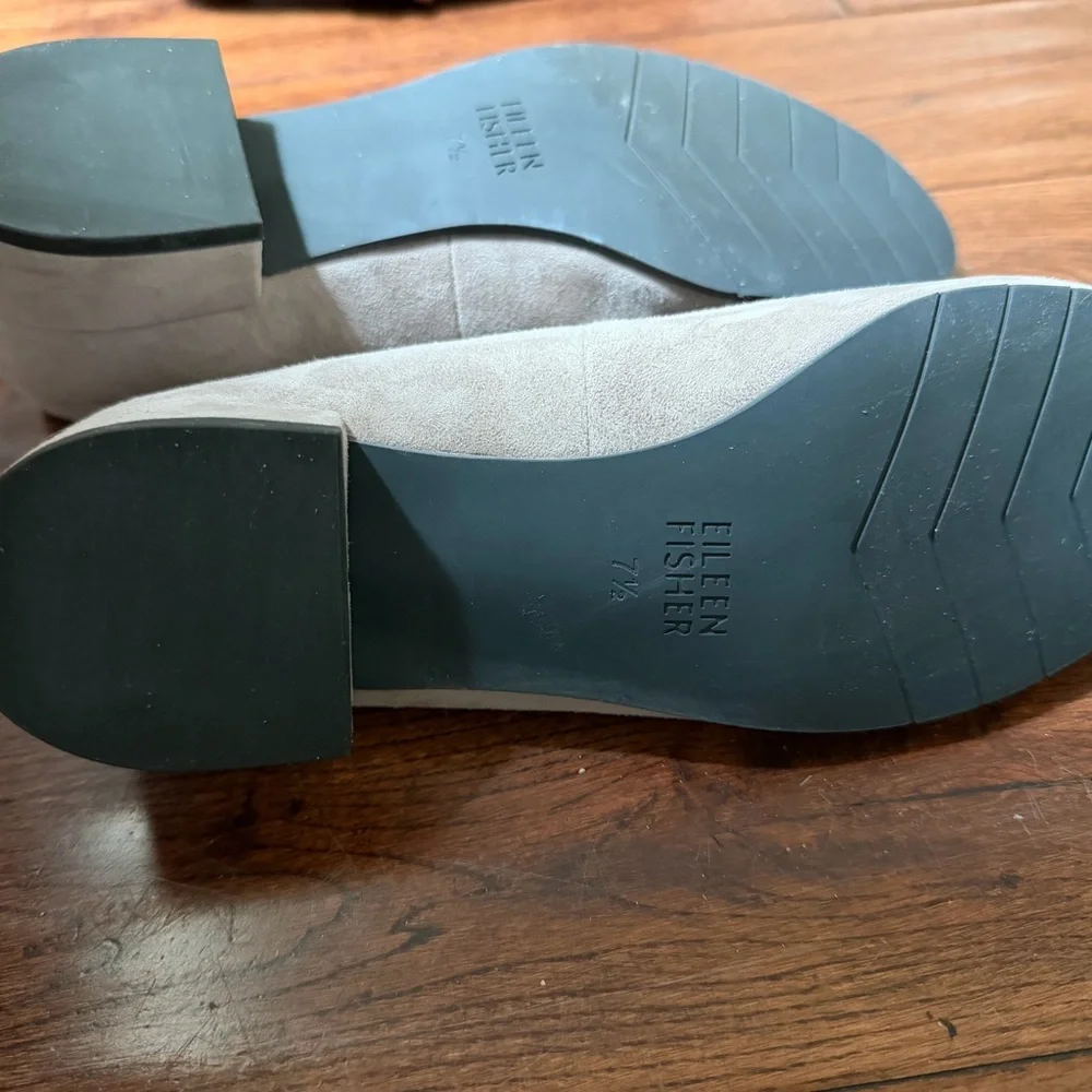 Eileen Fisher Elan Grey/Taupe Suede Loafers Size 7.5, new w/o box